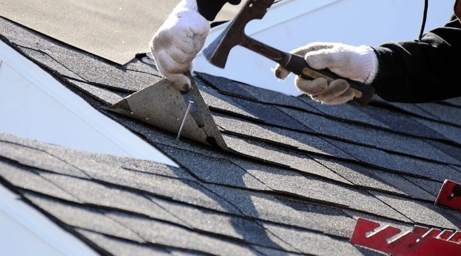 Professional gutter cleaning in Galveston, IN